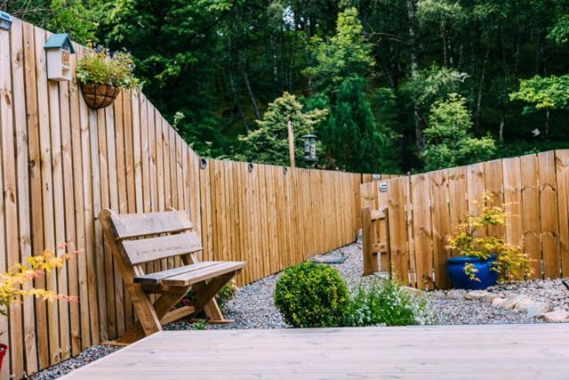 Loch Ness Woodland Pods Hotel Drumnadrochit Exterior foto
